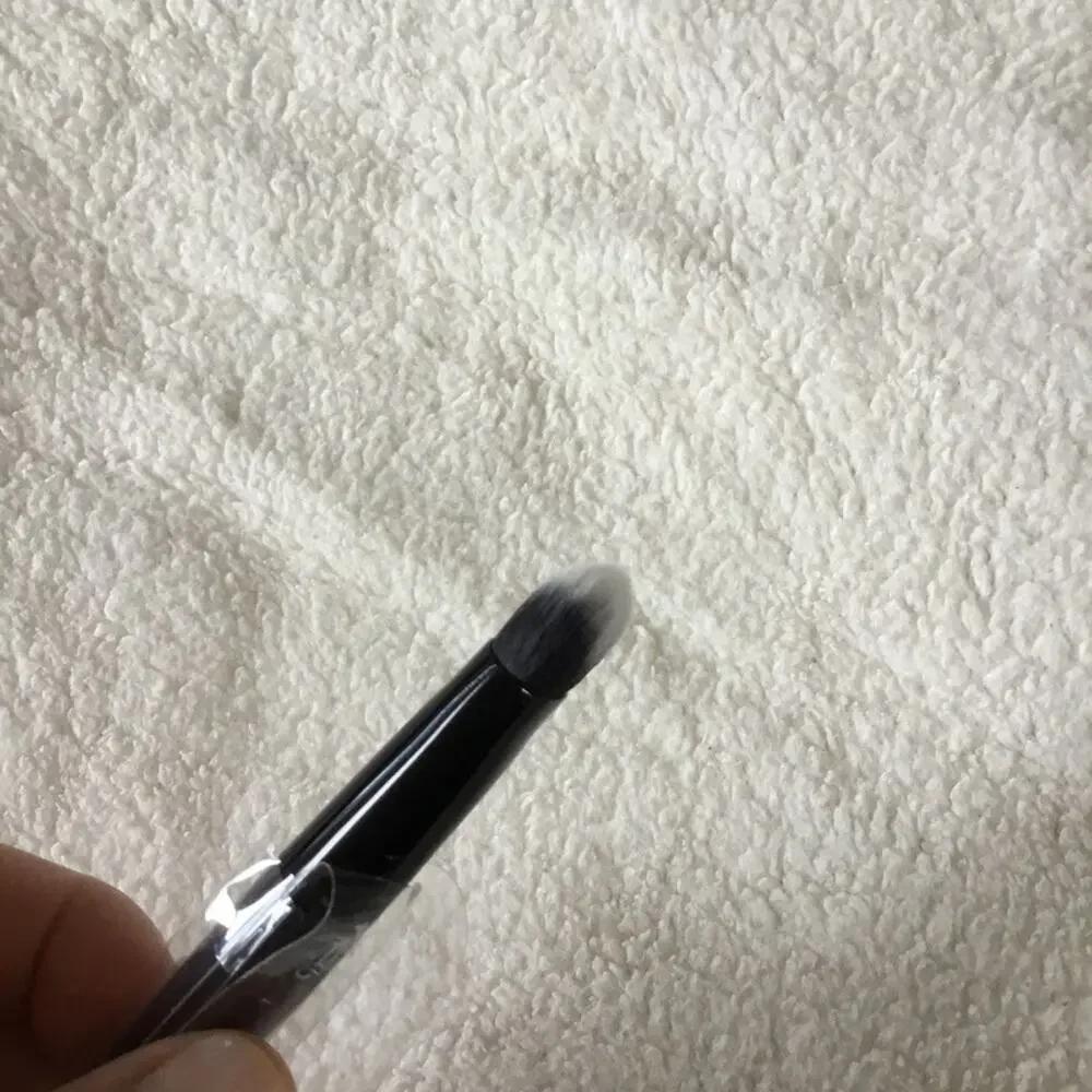 Kat Von D brand kat